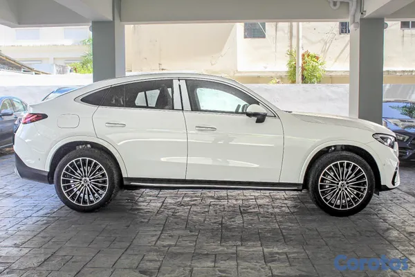 2026 Mercedes-Benz Clase GLC — foto 5 / 10