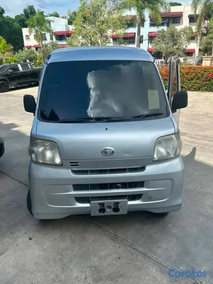 2016 Daihatsu Hijet — foto 2 / 11