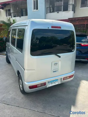 2016 Daihatsu Hijet — foto 11 / 11