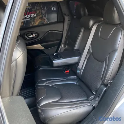 2017 Jeep Cherokee — foto 5 / 11