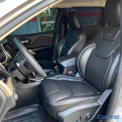 2017 Jeep Cherokee — foto 9 / 11