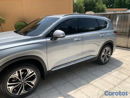 2019 Hyundai Santa Fe — foto 5 / 11
