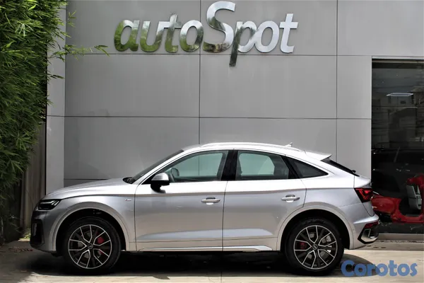 2022 Audi Q5 — foto 4 / 10