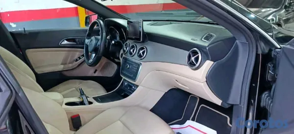 2015 Mercedes-Benz CLA 250 2015 la mas nueva — foto 5 / 8