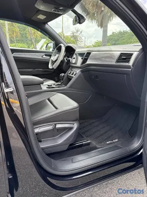 2020 Volkswagen Atlas Cross Sport 2020. — foto 4 / 10