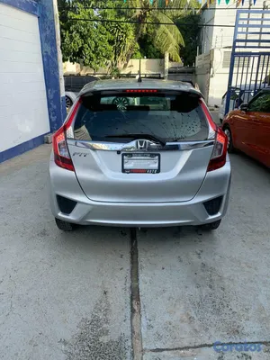 2016 Honda Fit — foto 2 / 9