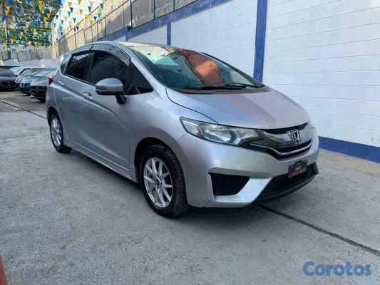 2016 Honda Fit — foto 8 / 9