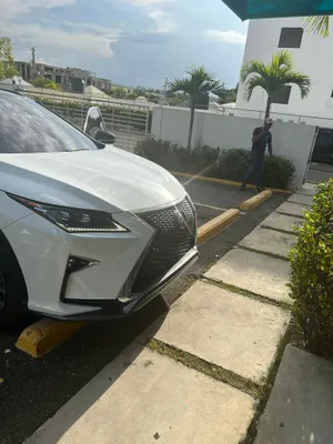 2018 Lexus Rx — foto 2 / 9