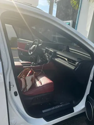 2018 Lexus Rx — foto 8 / 9