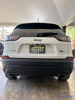 2019 Jeep Cherokee — foto 11 / 16