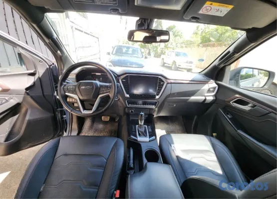 2024 Isuzu Dmax — foto 2 / 5