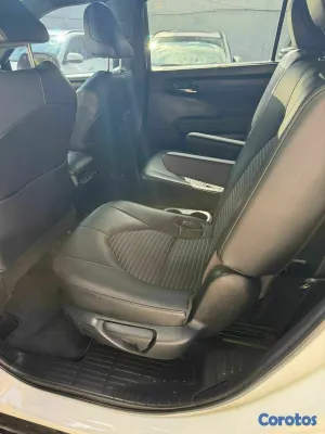2022 Toyota Highlander — foto 2 / 20
