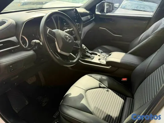 2022 Toyota Highlander — foto 4 / 20