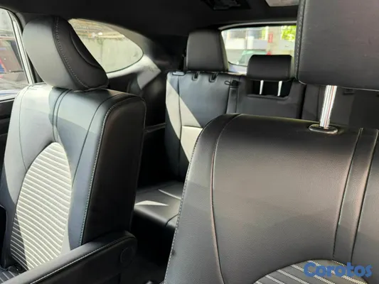 2022 Toyota Highlander — foto 8 / 20