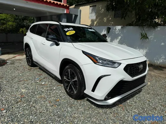 2022 Toyota Highlander — foto 13 / 20