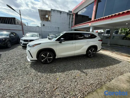 2022 Toyota Highlander — foto 16 / 20