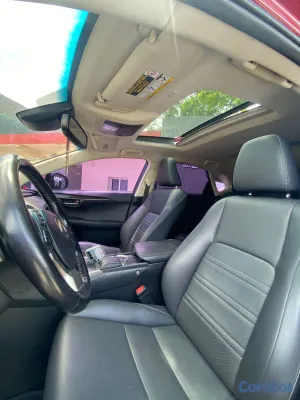 2022 Lexus Rx — foto 2 / 9