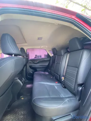 2022 Lexus Rx — foto 4 / 9