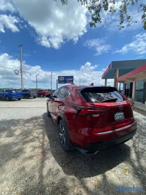 2022 Lexus Rx — foto 8 / 9