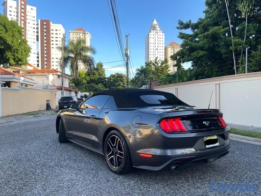 2019 Ford Mustang — foto 3 / 12