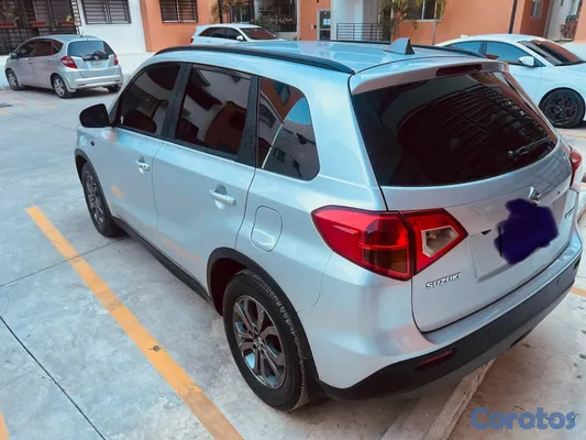 2017 Suzuki Vitara — foto 3 / 7