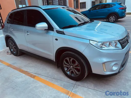 2017 Suzuki Vitara — foto 7 / 7