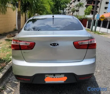 2013 Kia Rio — foto 2 / 11