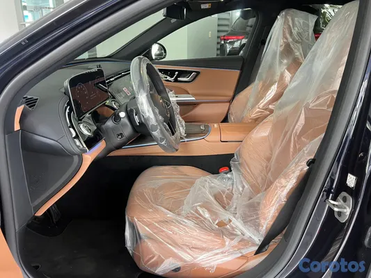 2026 Mercedes-Benz Clase E 300 — foto 6 / 11