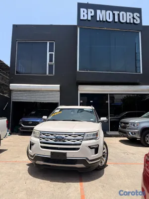 2018 Ford Explorer — foto 3 / 10