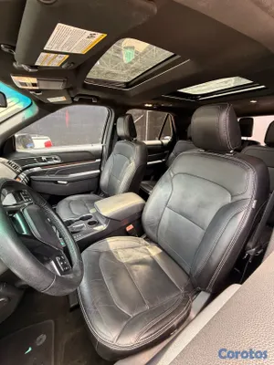 2018 Ford Explorer — foto 7 / 10