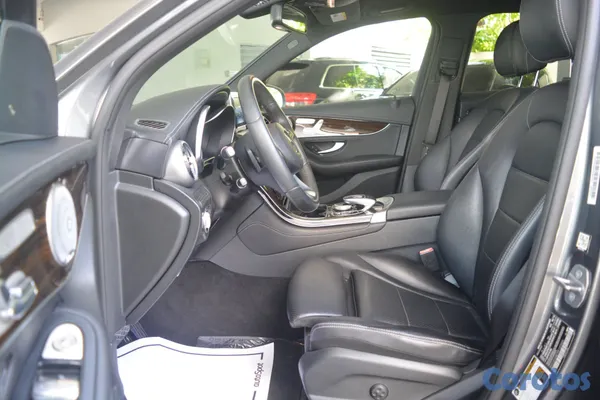 2026 Mercedes-Benz Clase GLC — foto 7 / 11