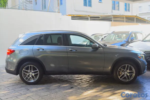 2026 Mercedes-Benz Clase GLC — foto 10 / 11