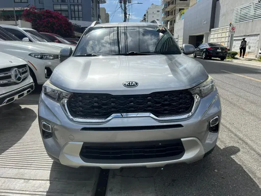 2022 Kia Sonet — foto 2 / 10
