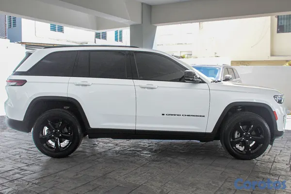 2023 Jeep Cherokee