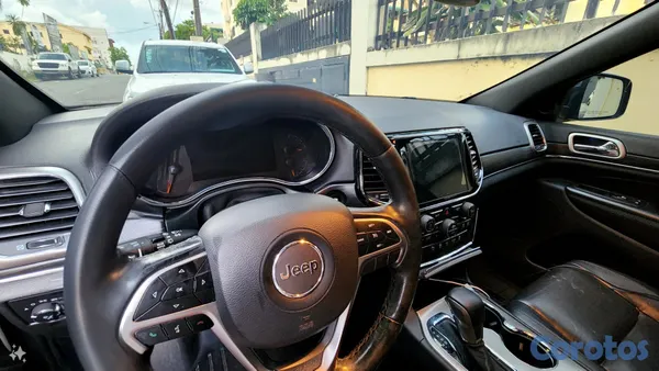2019 Jeep Grand Cherokee — foto 5 / 6