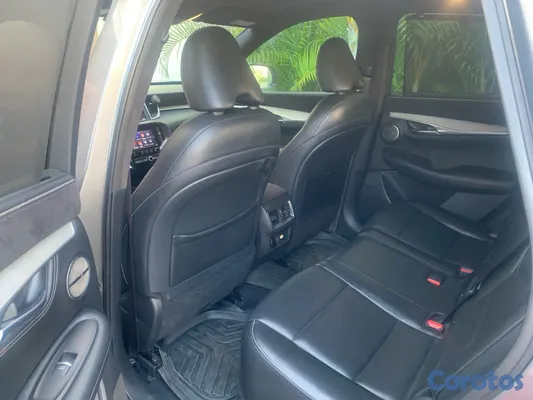 2019 Infiniti Qx-56 — foto 4 / 10