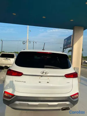 2020 Hyundai Santa Fe — foto 5 / 9