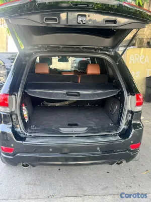 2015 Jeep Grand Cherokee — foto 5 / 11
