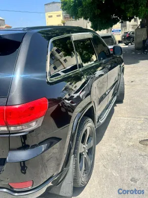 2015 Jeep Grand Cherokee — foto 7 / 11
