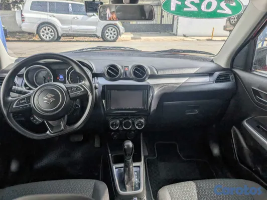 2021 Suzuki Swift — foto 12 / 13