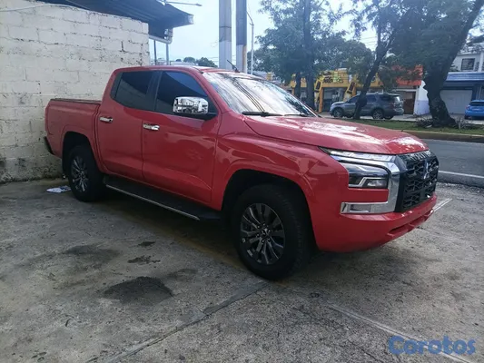 2025 Mitsubishi Triton — foto 2 / 10