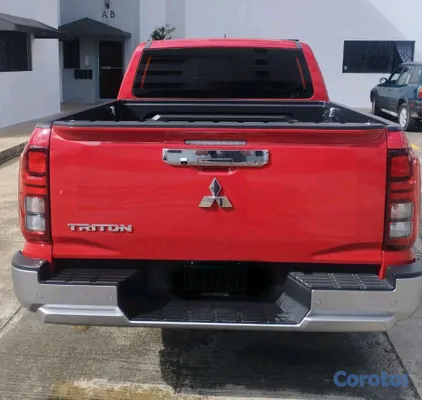 2025 Mitsubishi Triton — foto 4 / 10