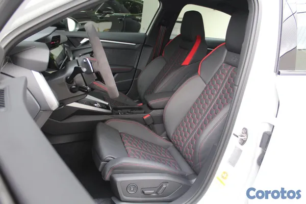 2023 Audi RS3 — foto 6 / 10