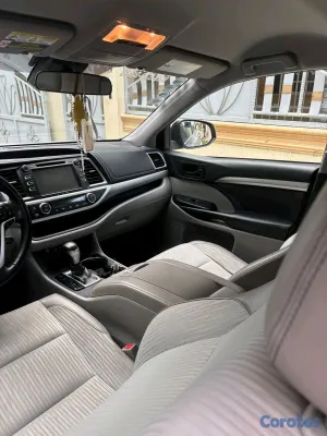 2018 Toyota Highlander — foto 5 / 10