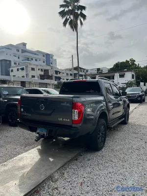 2021 Nissan Frontier — foto 3 / 11