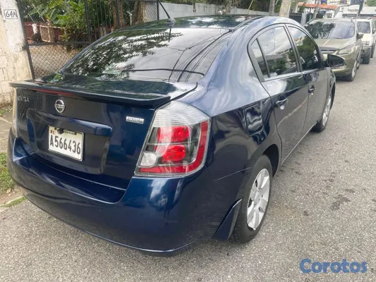 2008 Nissan Sentra — foto 4 / 10