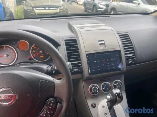 2008 Nissan Sentra — foto 5 / 10