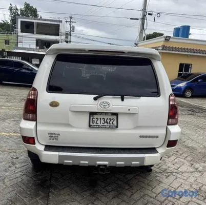 2005 Toyota 4 Runner — foto 5 / 9