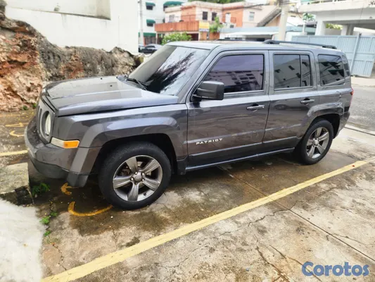 2015 Jeep Patriot — foto 5 / 9