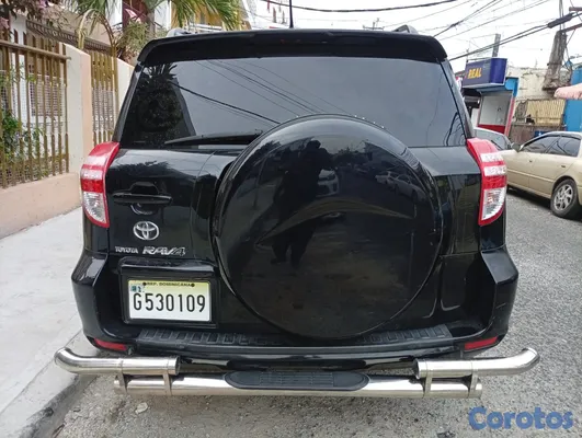 2010 Toyota Rav-4 — foto 5 / 5